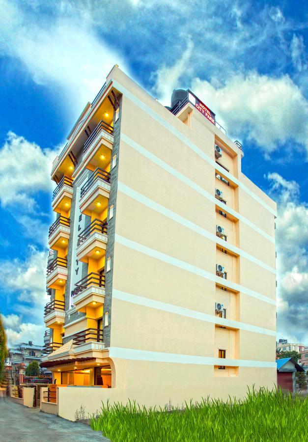 פוקהרה Hotel City Park מראה חיצוני תמונה