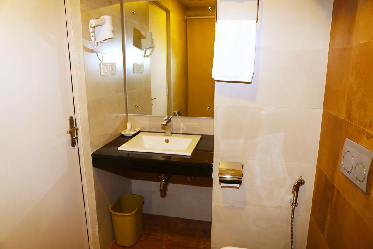 פוקהרה Hotel City Park מראה חיצוני תמונה